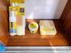 -翰皇直营洗衣洗鞋(望京鹿港店)