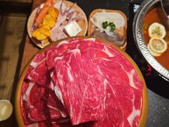 m9上脑-牛New寿喜烧(金茂览秀城店)