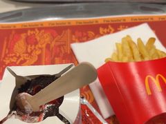 -麦当劳(轻轨曹杨路店)