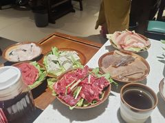 -贵府酸汤牛肉火锅·贵州老字号(飞山街店)