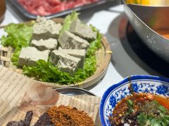 -王奋斗贵州酸汤牛肉火锅