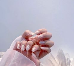 -첫번째 初见美学中心