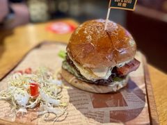 -味德西餐音乐酒吧 Wade's Bar&Grill