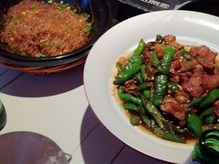 -阿瓦山寨·湘菜现炒·剁椒鱼头王(咸阳总店)