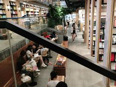 -覔书店(壹方城店)