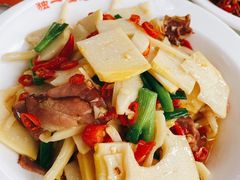 -独一佳老胡湘菜馆(矿山路店)