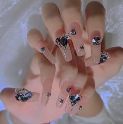 -UGIRL有个美甲