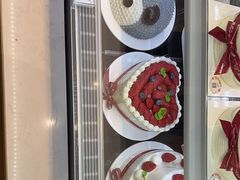 -花花卷卷·鲜食蛋糕(静安久光百货店)