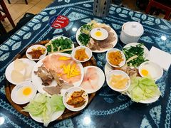 -桥香园云南过桥米线(金马碧鸡店)