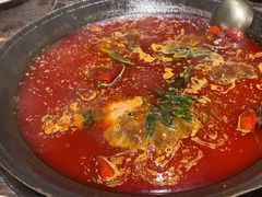 -旧街市鲜货老火锅(大光路店)