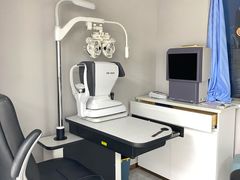 -潘多拉眼镜·蔡司依视路明月(潘家园店)