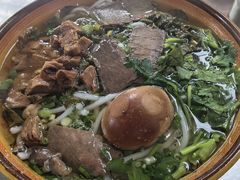 -花溪牛肉粉(八鸽岩店)