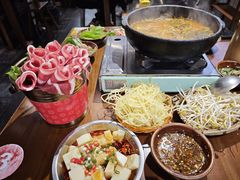 -黔有有贵州酸汤夺夺粉火锅(五味十字店)