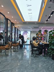 -藤野造型烫染·漂发