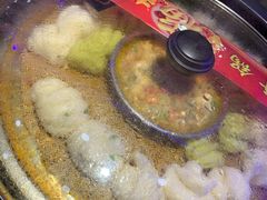 -山河屯铁锅炖(哈西站店)