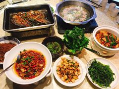 -味上湘菜馆(岳麓山店)