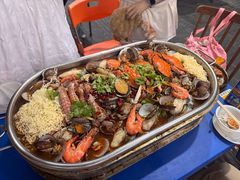 -老东镇啤酒屋海鲜加工·蒸汽海鲜·海鲜烧烤(台东店)