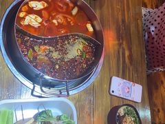 鸳鸯锅底-乐山串串香老火锅(鼓楼店)