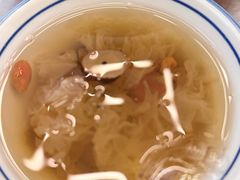 -潮界(LU·ONE凯德晶萃广场店)