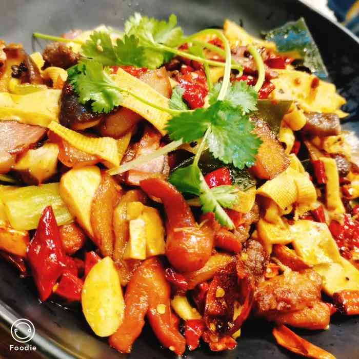 魔锅坊麻辣香锅(万象店)-"[调皮]交通:芳村地铁站d站台左边就是美.