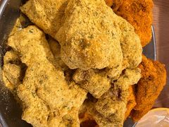 -BHC炸鸡(明洞总店)