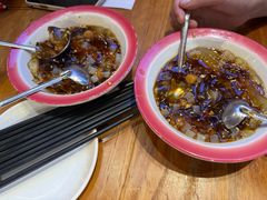 -爆炸头阿姨小四川正宗川味小吃(无任何分店)