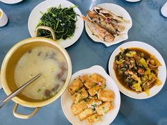 -洞背山庄(洞背院区式管理小区店)