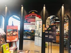 -西西弗书店&矢量咖啡(凯德晶萃广场店)