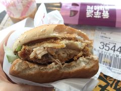麦辣鸡腿堡-麦当劳(健德桥得来速店)