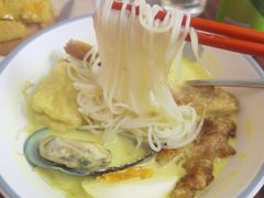 鸡扒椰汁喇沙檬粉-華叔茶記