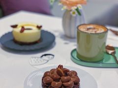 -潮一不贰·法式甜品·生日蛋糕·西式简餐(外滩店)