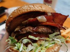 -The Habit Burger Grill 哈比特汉堡(复兴soho店)