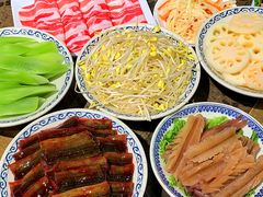 -沸炉重庆老火锅(军事博物馆店)