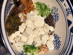 -蜗牛小馆醉乡民谣云南菜(惠新西里店)