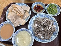 -门框胡同百年卤煮(新街口店)