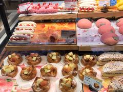 -巴黎贝甜(大宁国际商业广场店)