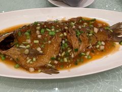 武昌鱼-亢龙太子酒轩(东湖店)