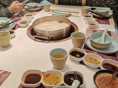 -洪氏嗨捞·猪肚鸡火锅(阳光天地店)
