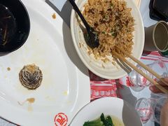-肥肥虾庄·金牌油焖大虾(汉口城市广场店)
