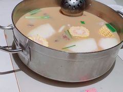 -肥仔文澳门猪骨煲(南京西路店)