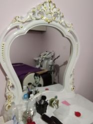 -杉惠素颜美妆皮肤管理中心