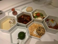 秦淮八艳美味小吃-民国红公馆·秦淮八艳(夫子庙店)