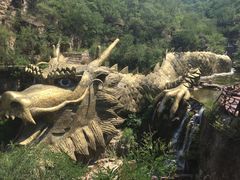 -大平台龙居瀑布旅游区