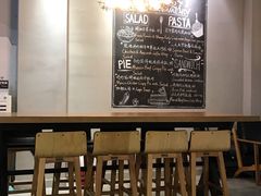 大堂-HELLO 27 意面·沙拉·帕尼尼