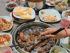 -金滏山烤肉·海鲜·火锅自助餐厅(襄阳万达店)