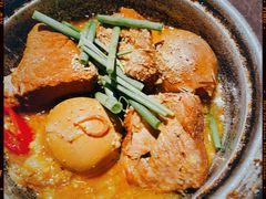 -Cuc Gach Quan Restaurant