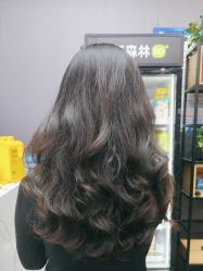-藤野造型烫染·漂发