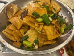 -江城燕子大排档(江汉路步行街店)