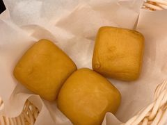 炸馒头-新加坡海鲜共和(名胜世界圣淘沙海滨坊)