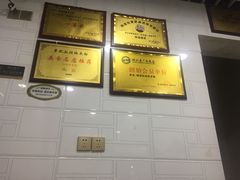-覃肥叔桂林米粉(粮道街店)